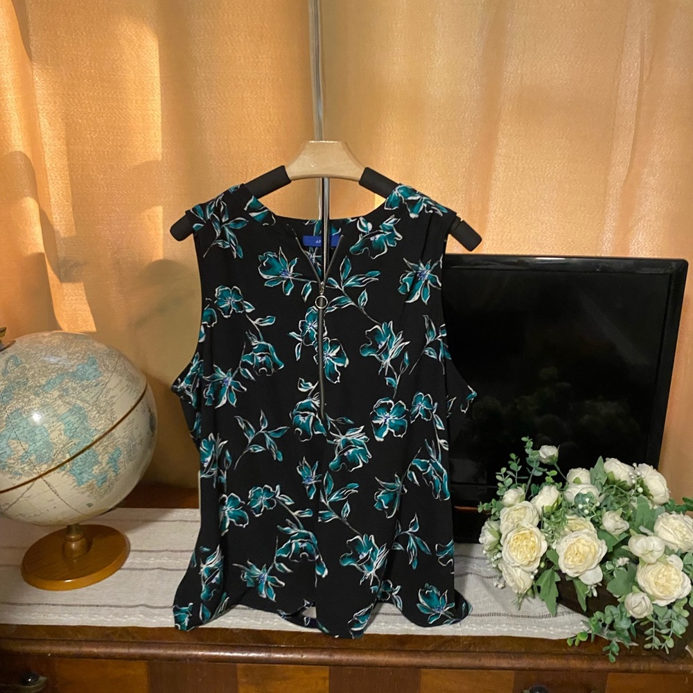 Apt. 9 Black and Teal Floral Blouse